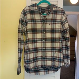 AE Men’s Classic Button Down